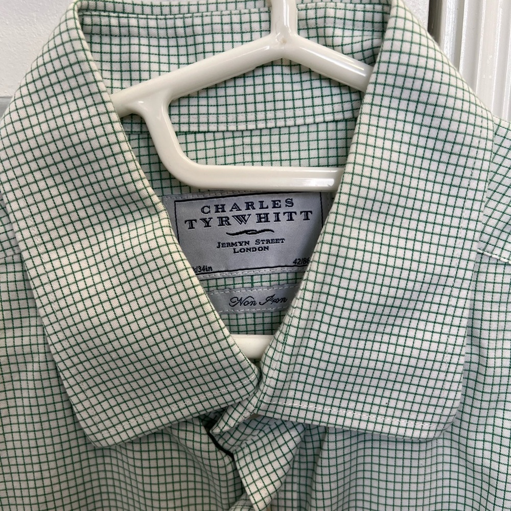 Men’s button up dress shirt
